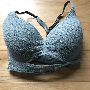 Body by Victoria lace overlay uplift no wire bra